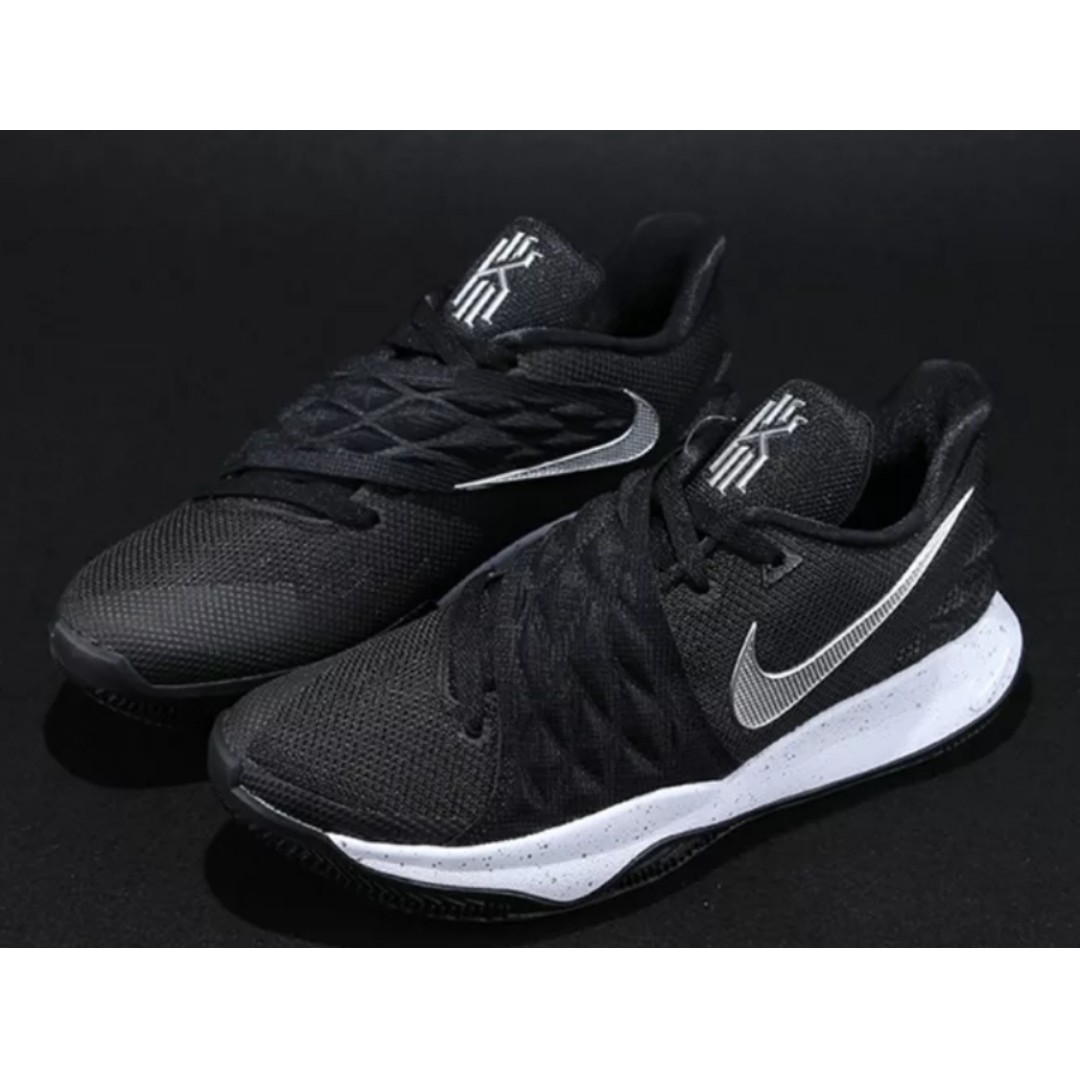 nike kyrie low basketball shoes
