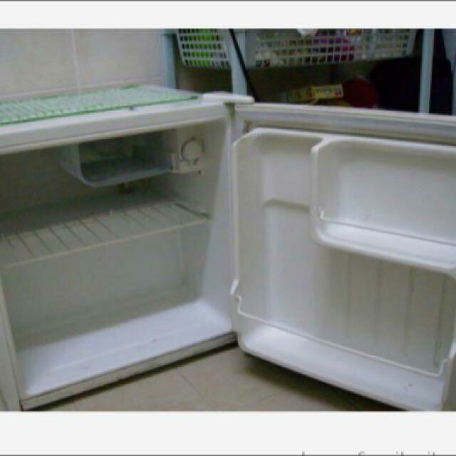 Peti Ais Mini Elba Kitchen Appliances On Carousell