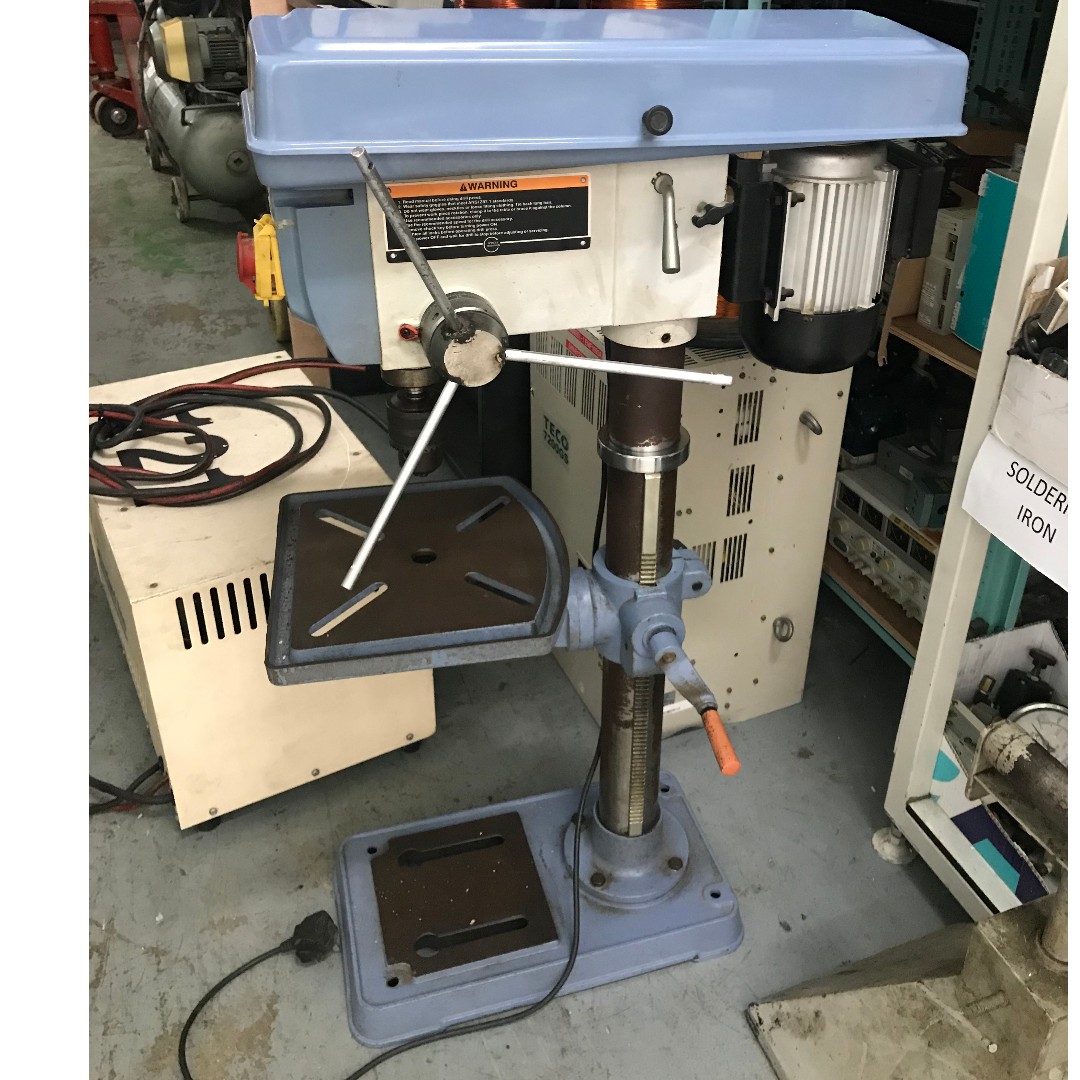 Royal drill outlet machine