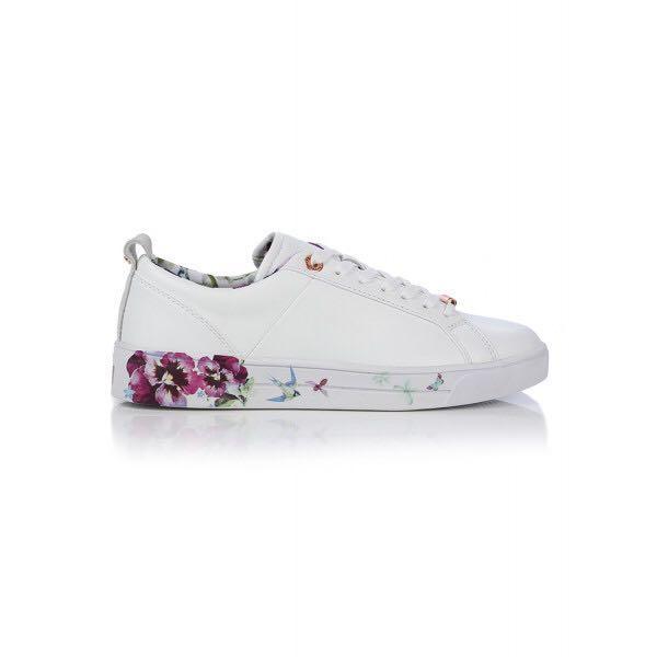 Ted Baker Sneakers, Women's Fashion, Footwear, Sneakers on Carousell