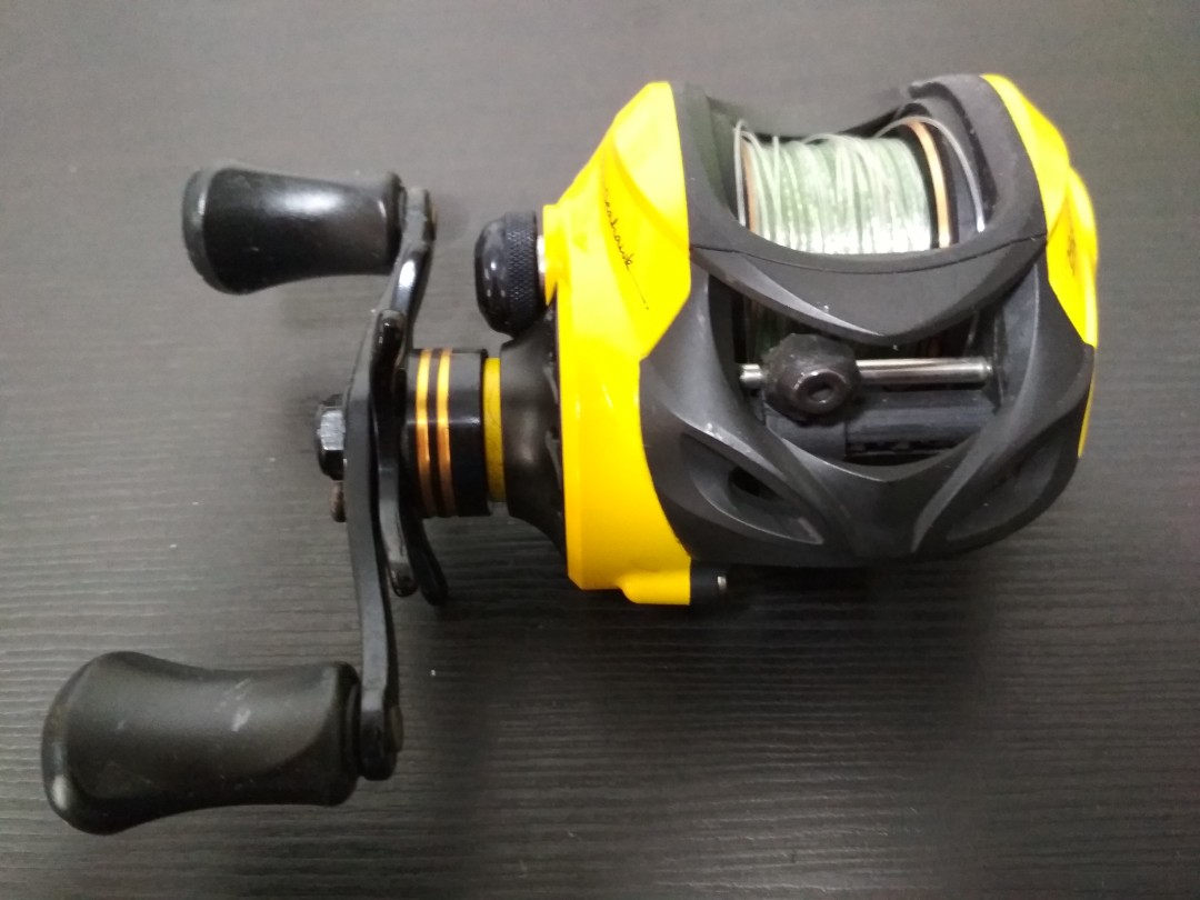 Seahawk baitcasting reel Clearance
