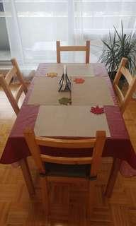 Dining table + 4 chairs