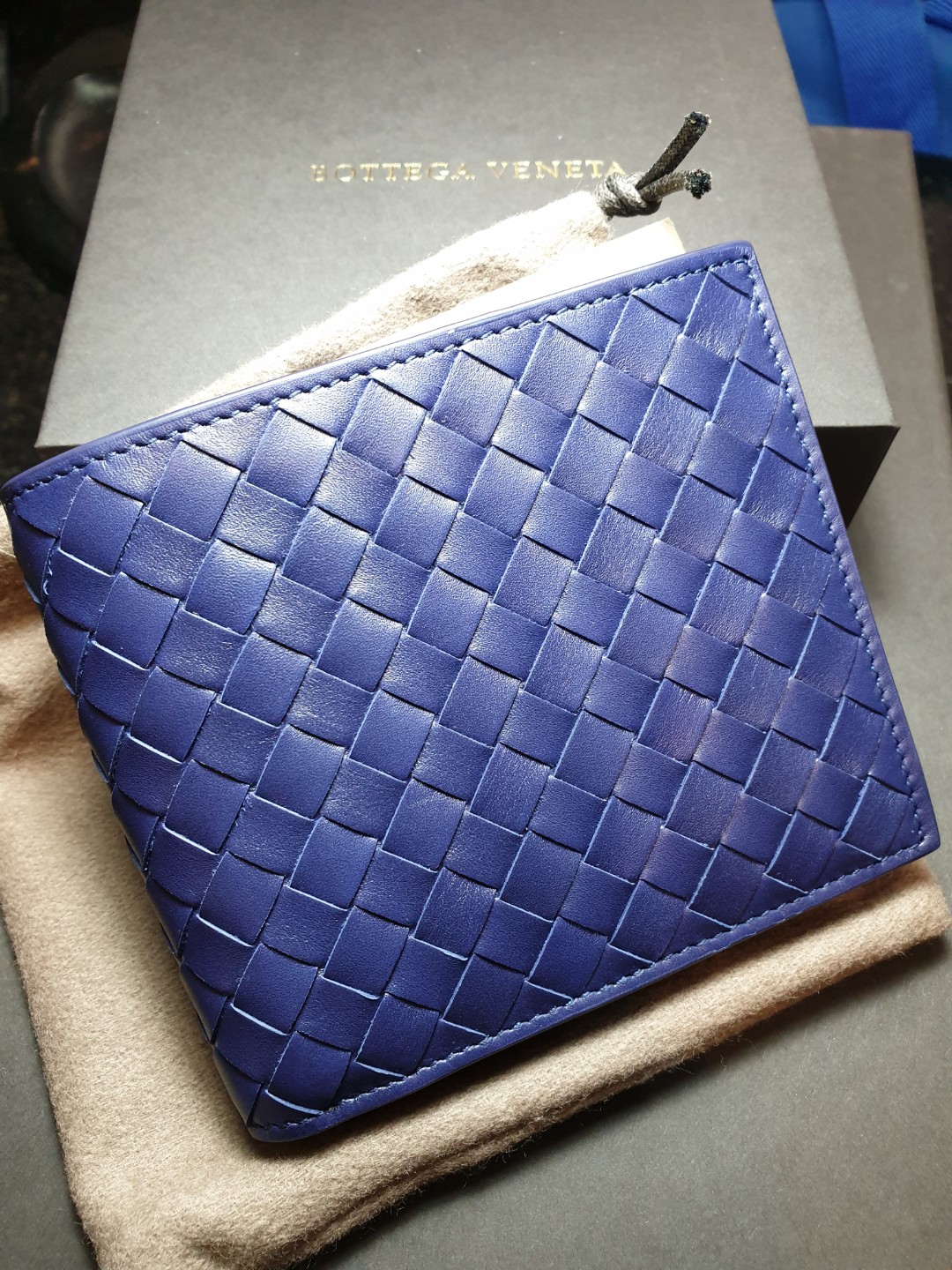 Bottega on sale blue wallet