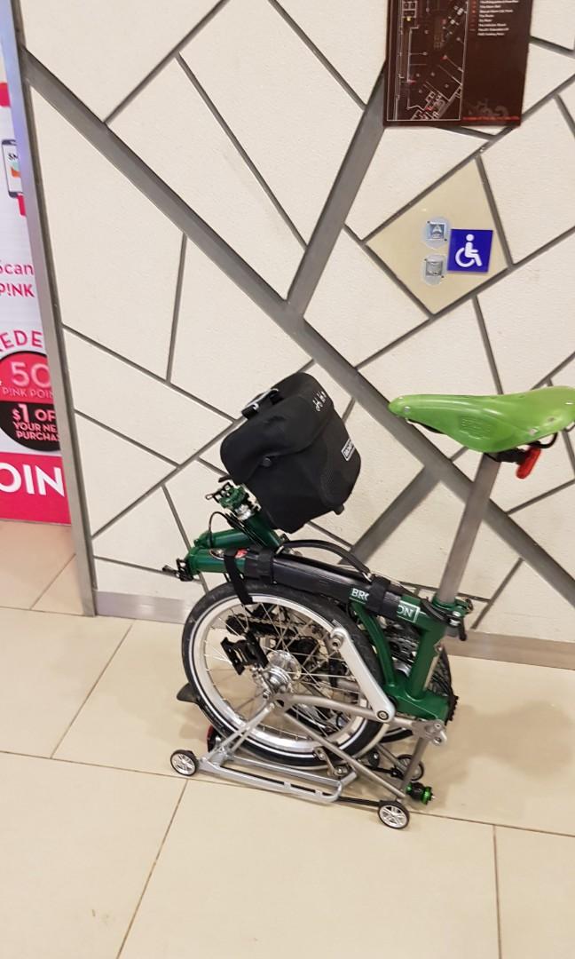 brooks b17 green