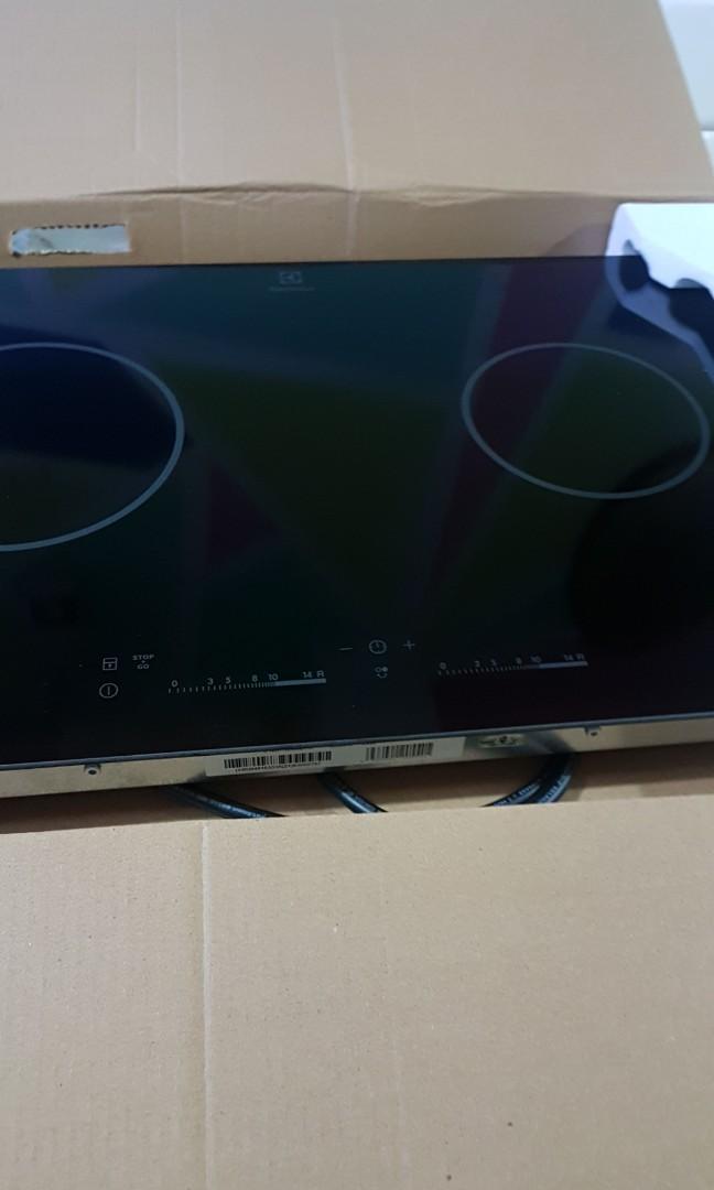 CERAMIC HOB BUILT IN 70CM EHC724BA, TV & Home Appliances, Kitchen