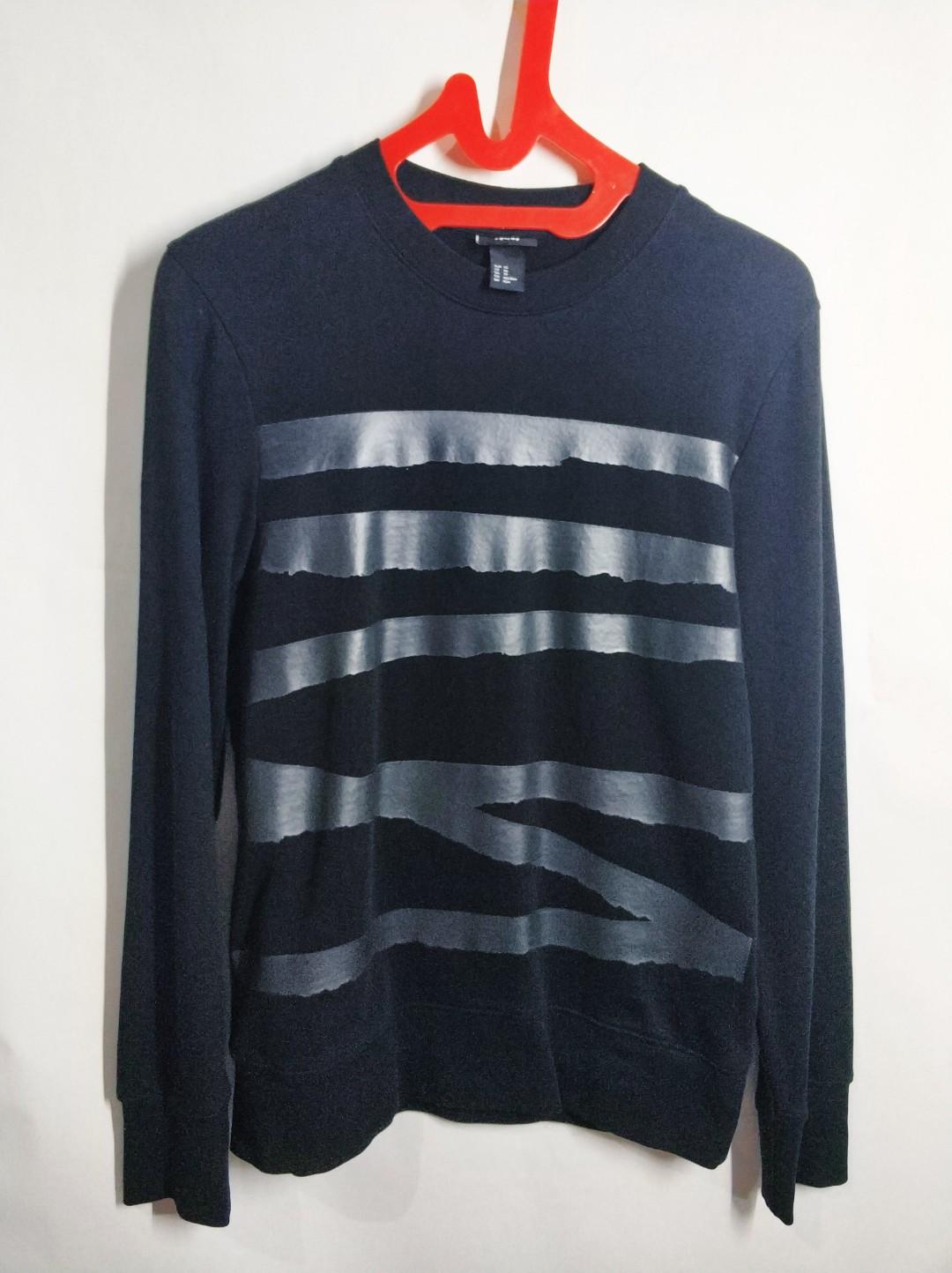 Crewneck Sweater Hitam Untuk Cowok Pria H M Ukuran Xs Fesyen Pria Pakaian Baju Luaran Di Carousell