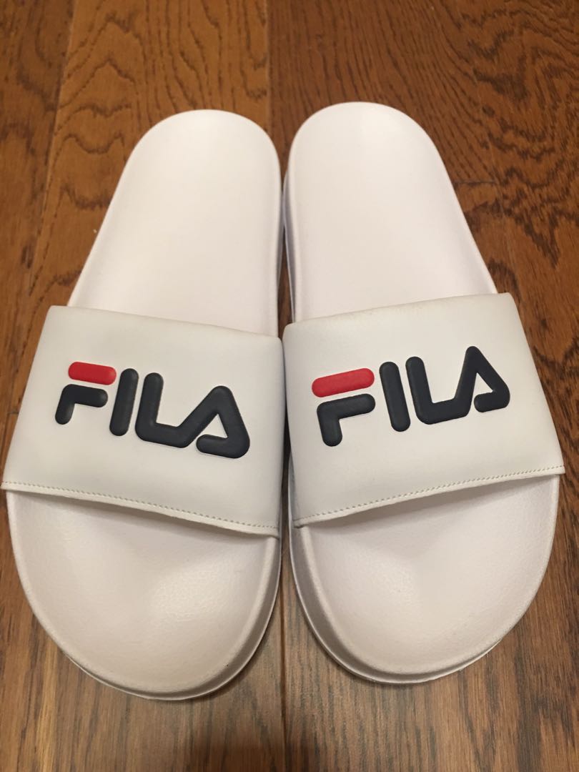 Fila Slider, Men's Fashion, Footwear, Slippers & Sandals on Carousell