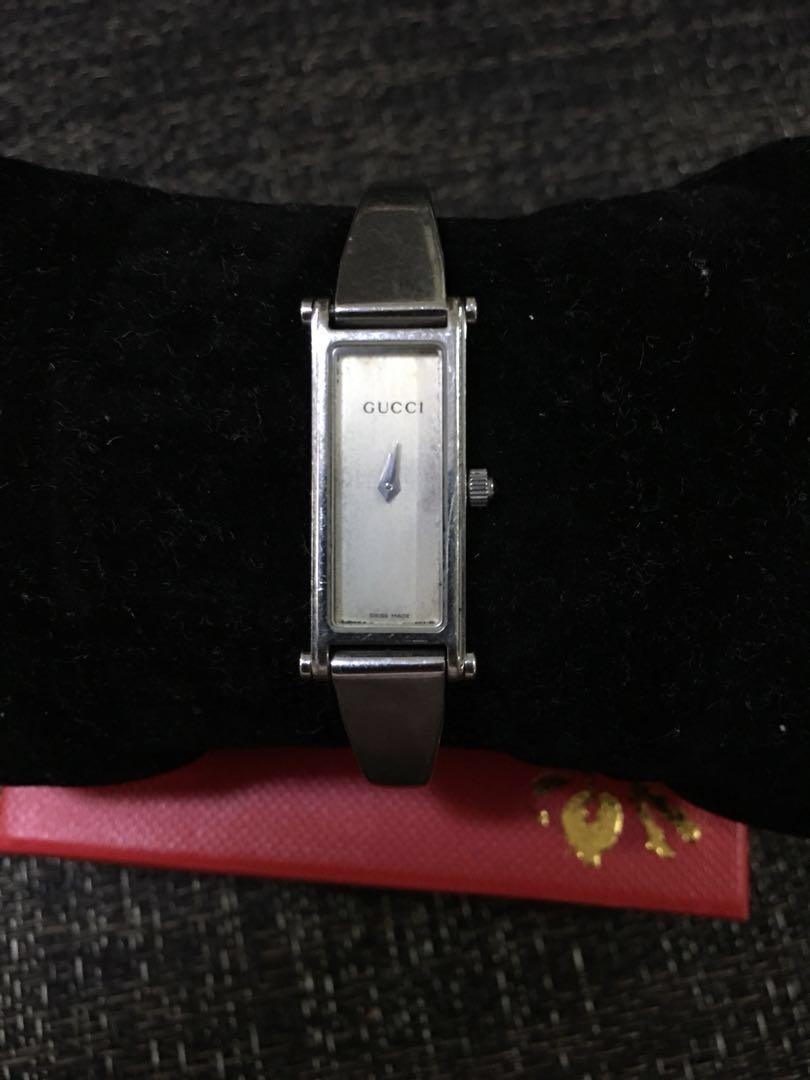 Gucci 1500 Slim Bangle Watch, Women's 