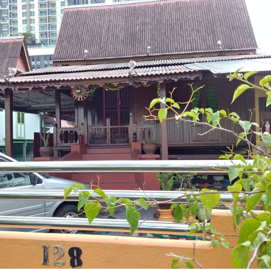 Homestay Kak Rose Kampung Morten Melaka, Property, Rentals on Carousell