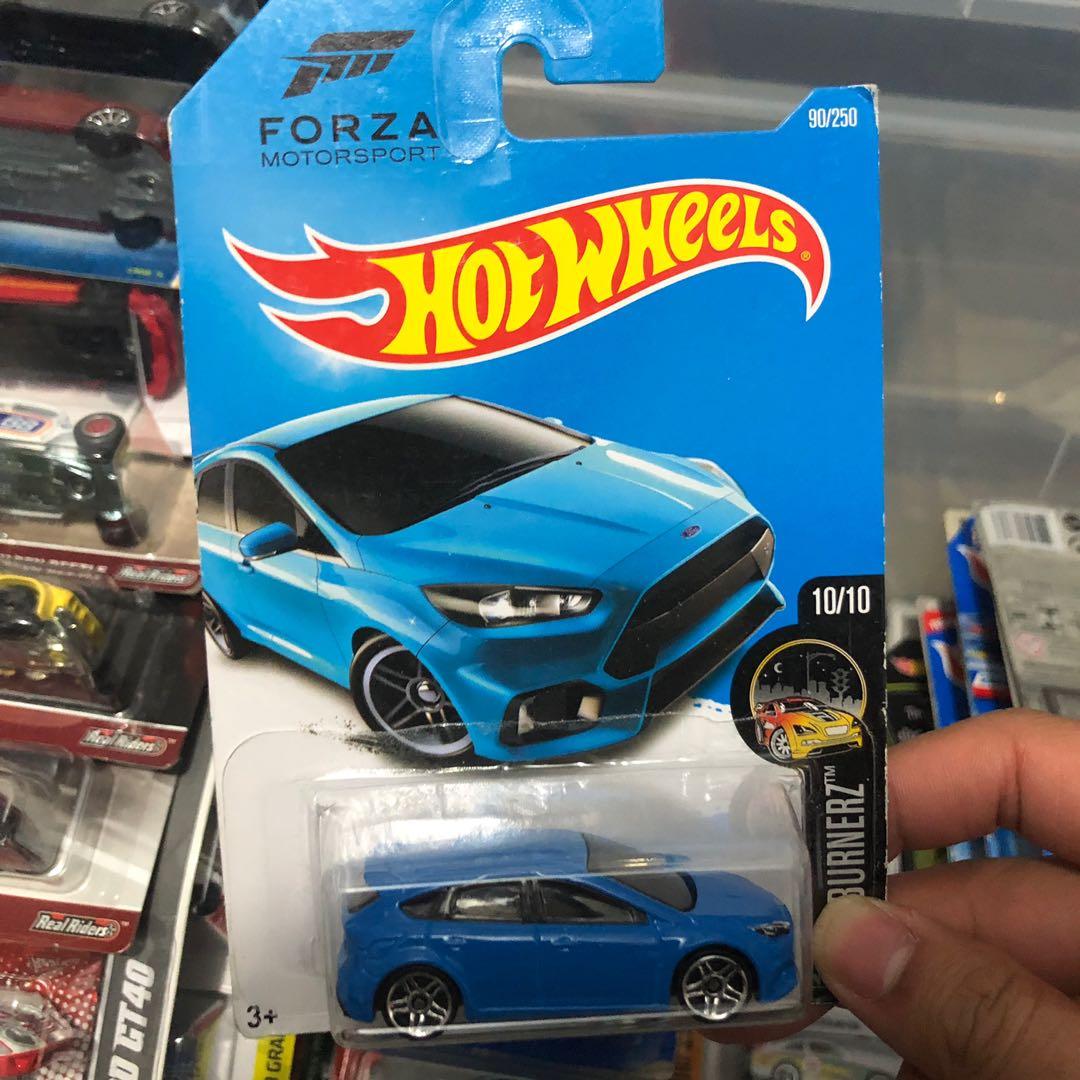 hot wheels ford focus rs blue