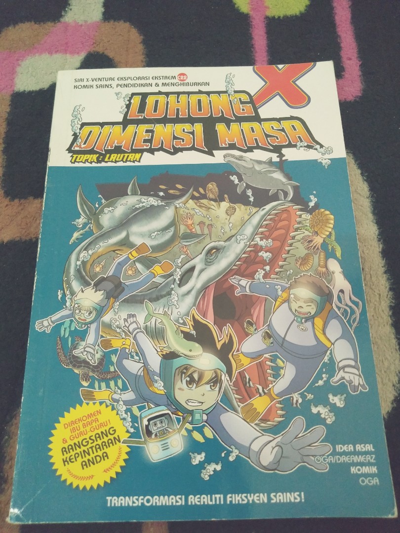 Lohong Dimensi Hitam Books Stationery Comics Manga On Carousell