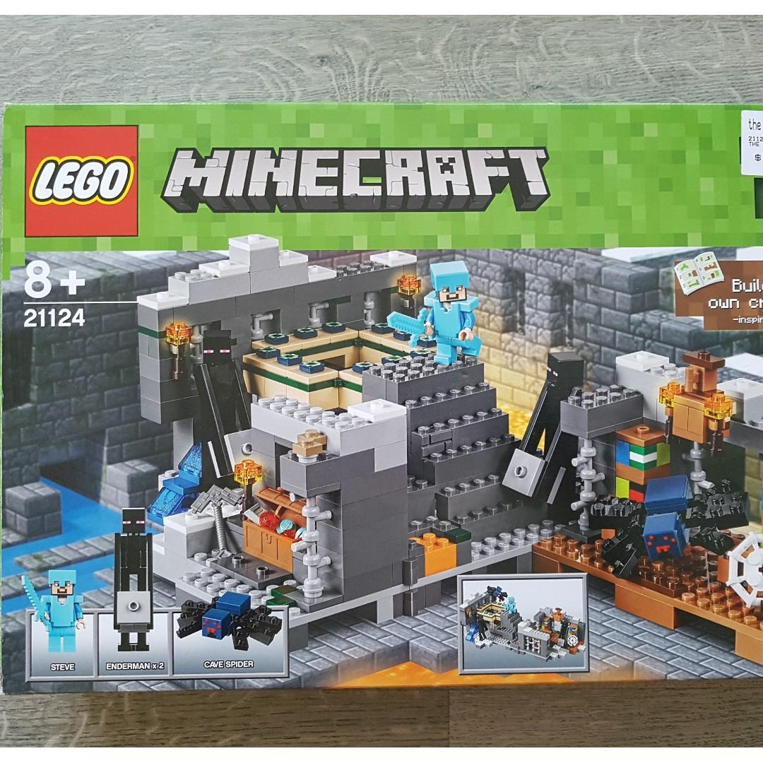  LEGO Minecraft The End Portal 21124 : Toys & Games