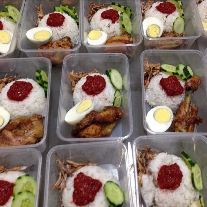 Nasi Lemak Ayam Goreng Food Drinks Instant Food On Carousell