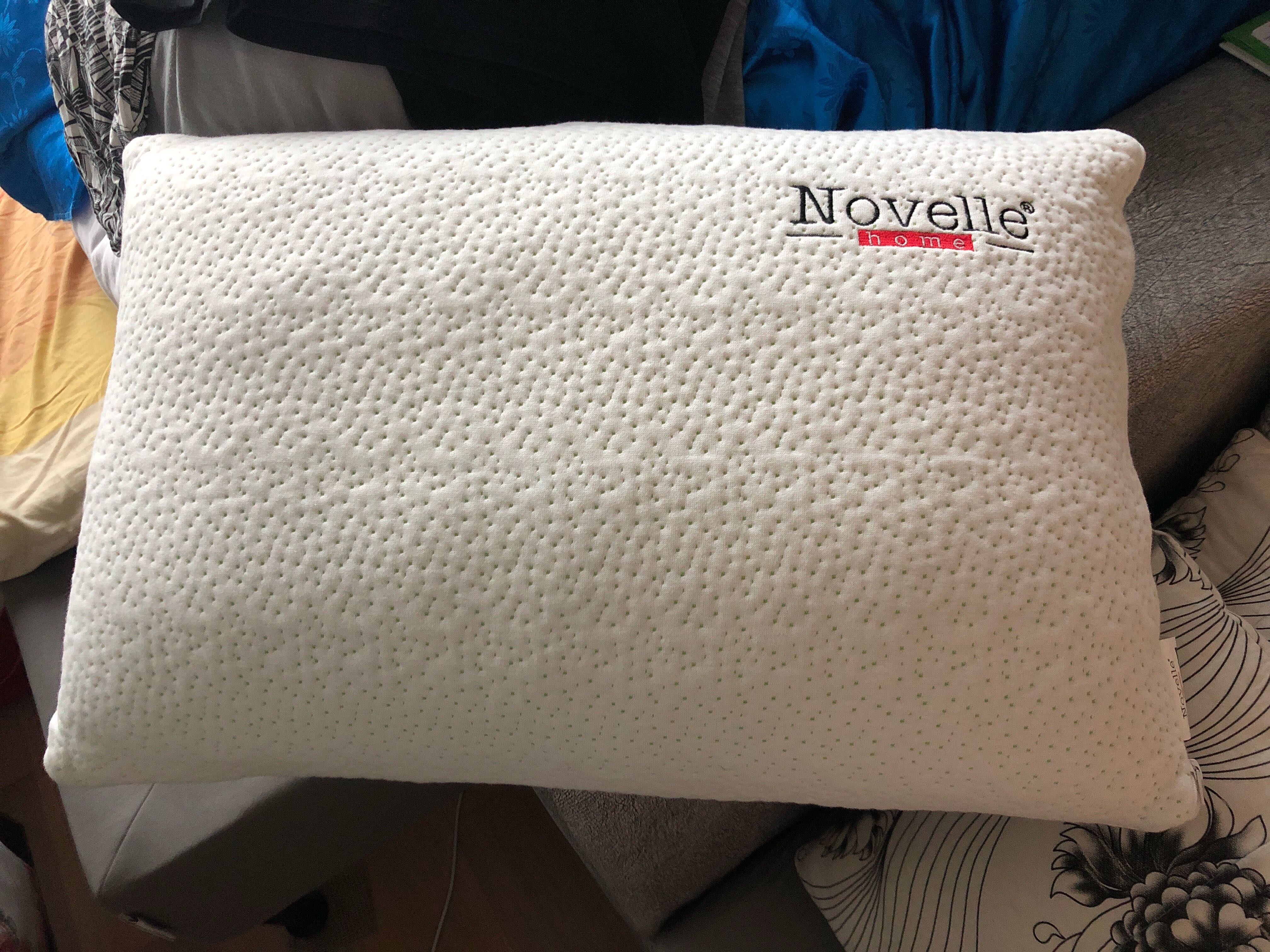 Novelle home memory foam pillow