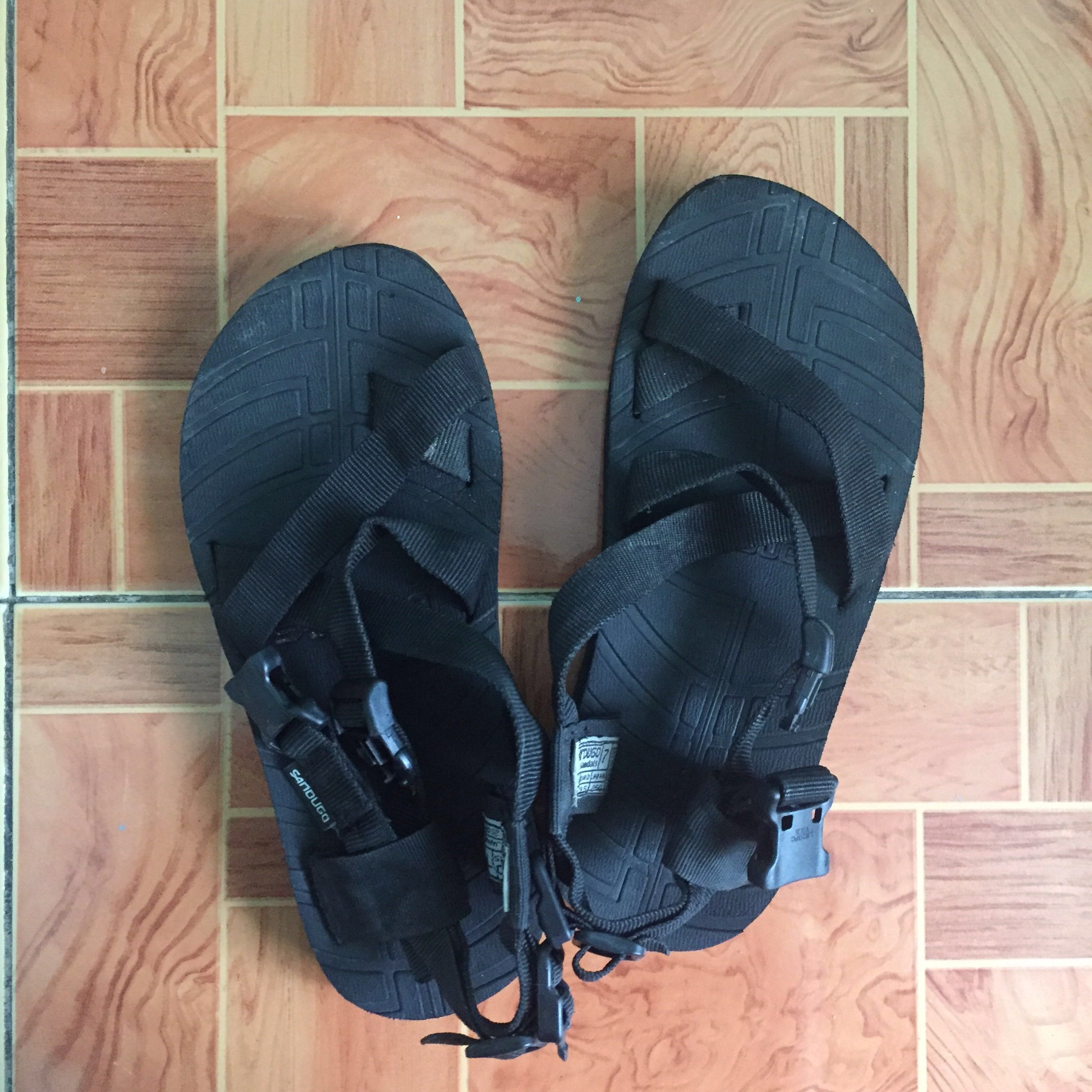 Sandugo sandals price deals 2018
