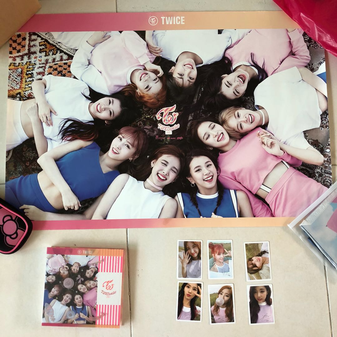 Twice Tt Unsealed Album With Po Benefits Hobbies Toys Memorabilia Collectibles K Wave On Carousell