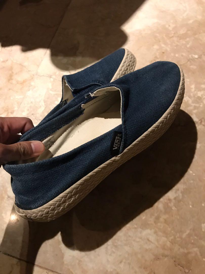vans hemp slip on