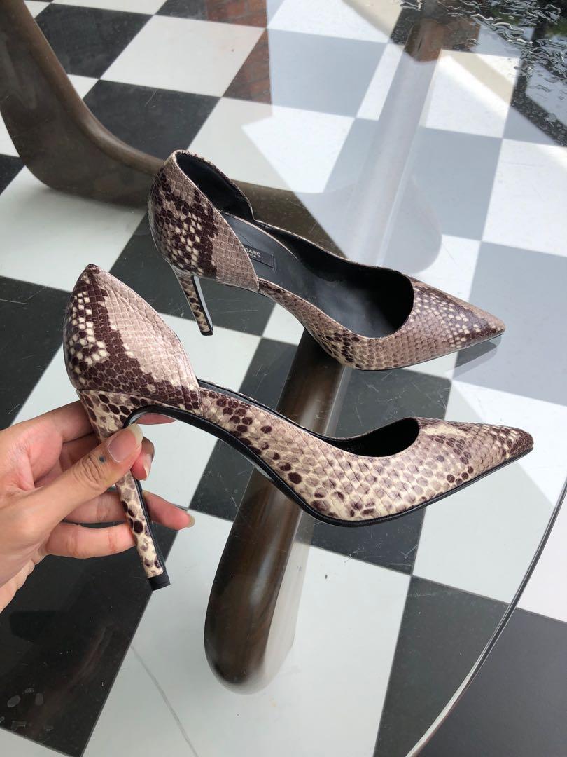Zara snake print pointed toe heels 