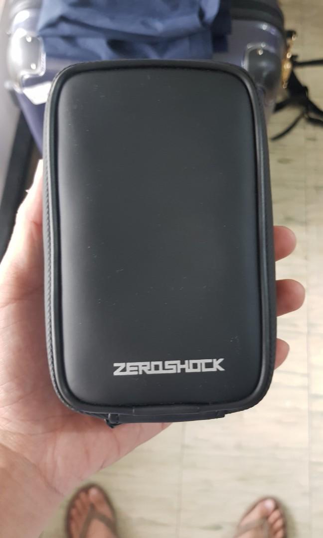 Zero Shock Medium Camera Case (ZSB-DG014BK) (Category: Camera Bags & Carriers) located in Quezon City. Submitted by eclipse.leandro (Listing ID 200892813, Image 1). Description: Protect y our camera with a shockproof and water resistant case from Zero Shock Elecom. Details in photos. RFS: I bought another camera and it doesn't fit..