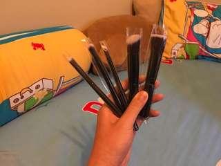 Very soft brushes