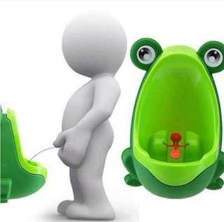 Frog potty trainer urinal (new with slight flaw)