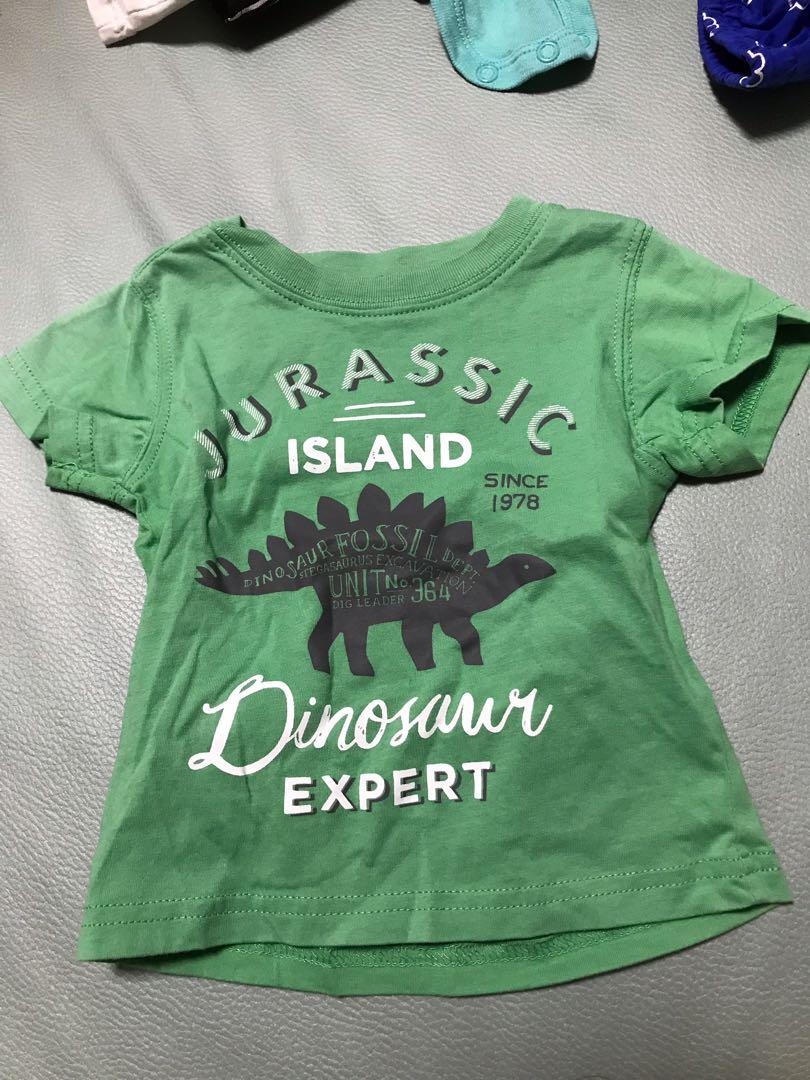 baby tee shirt