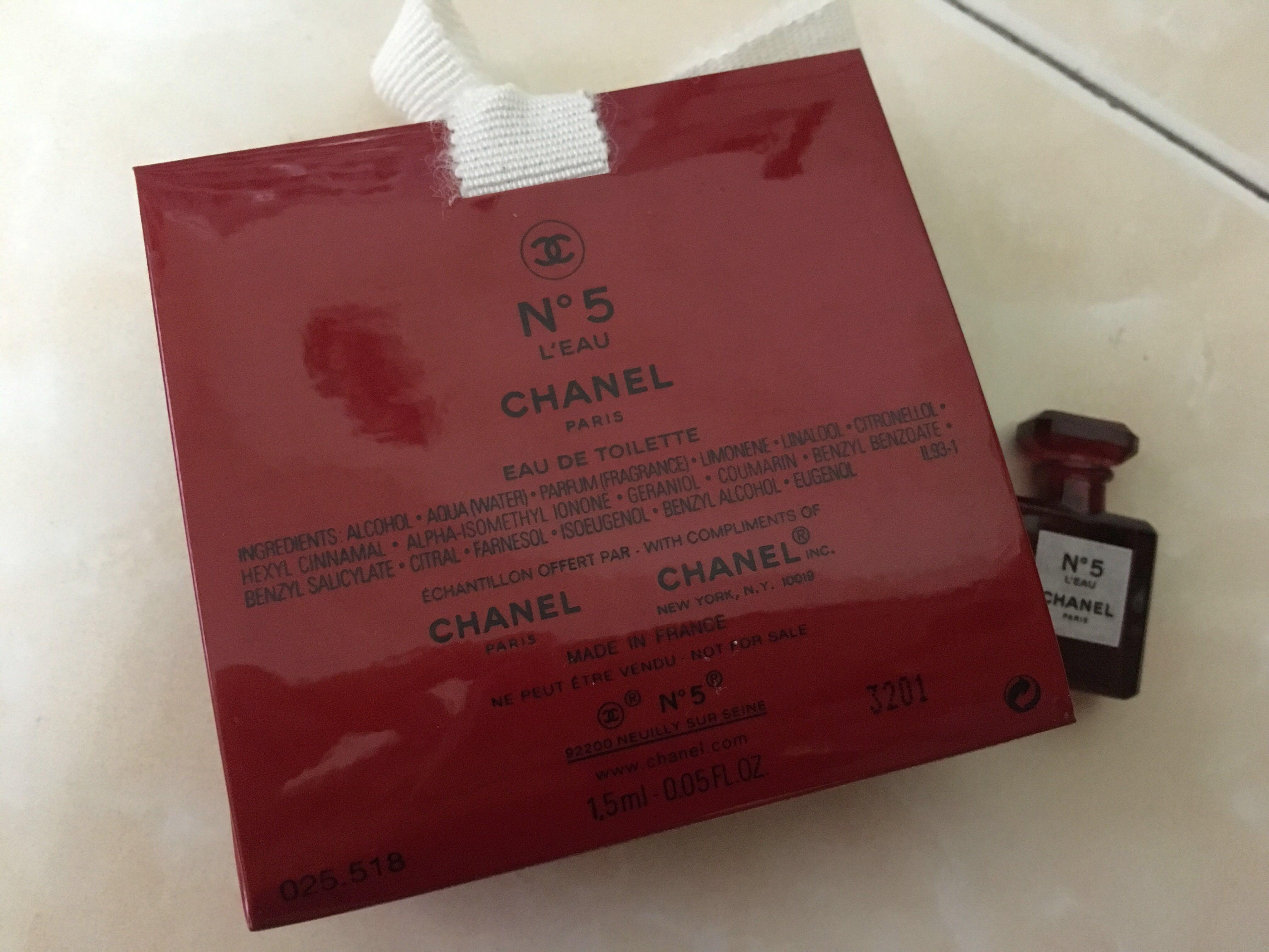 BLACK FRIDAY SALES Authentic Chanel N5 Christmas Edition Sample