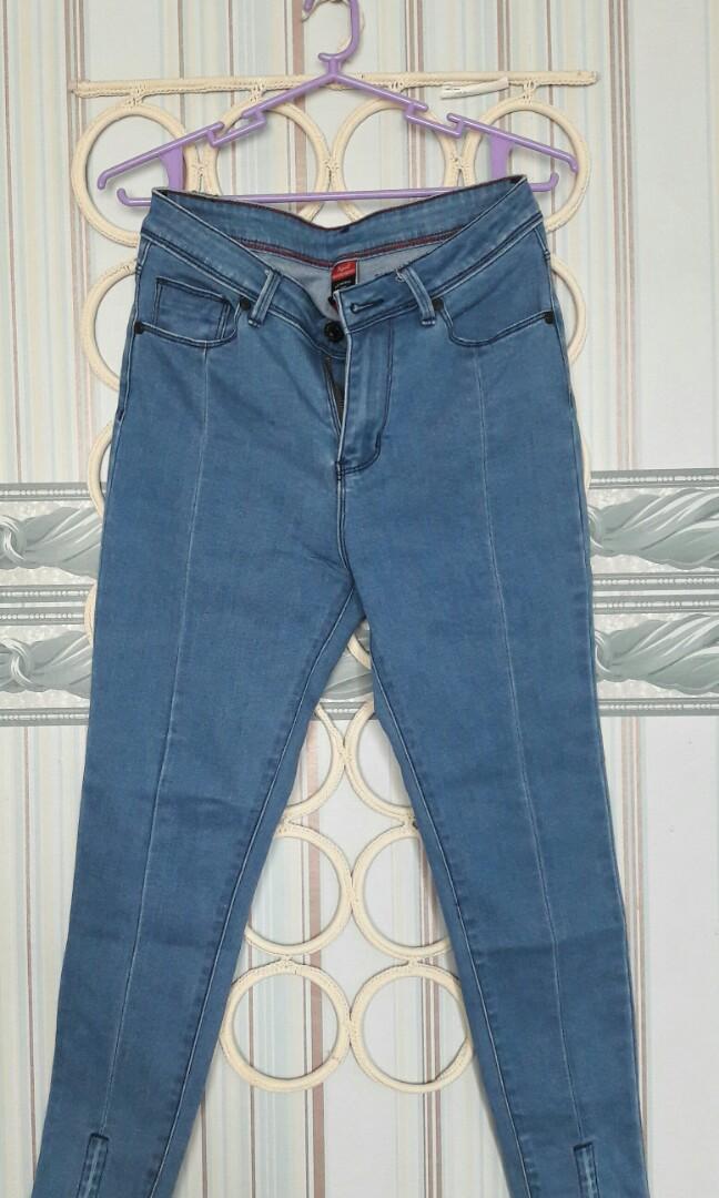 BNY High Waist Jeans Women s Fashion Bottoms Jeans on Carousell