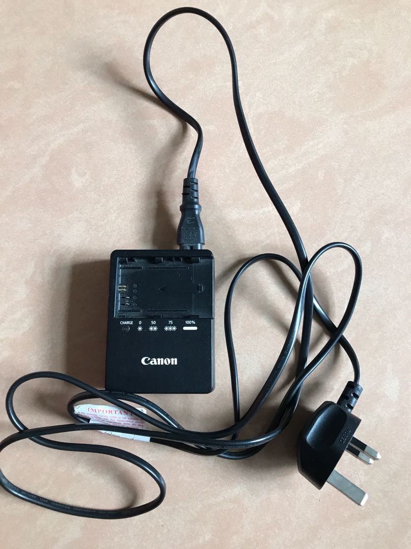 Canon battery charger 佳能原廠充電器, 手提電話, 電話及其他裝置配件, 電池及充電器 Carousell