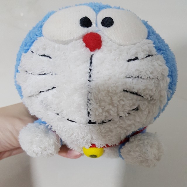 "Flying" Doraemon Toy, Hobbies & Toys, Toys & Games on Carousell