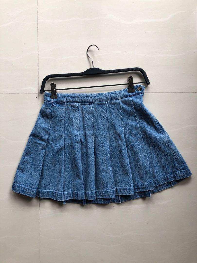 pleated denim mini skirt