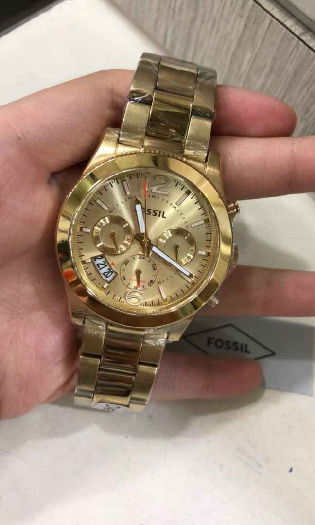 Es3884 top