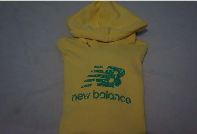 harga hoodie new balance