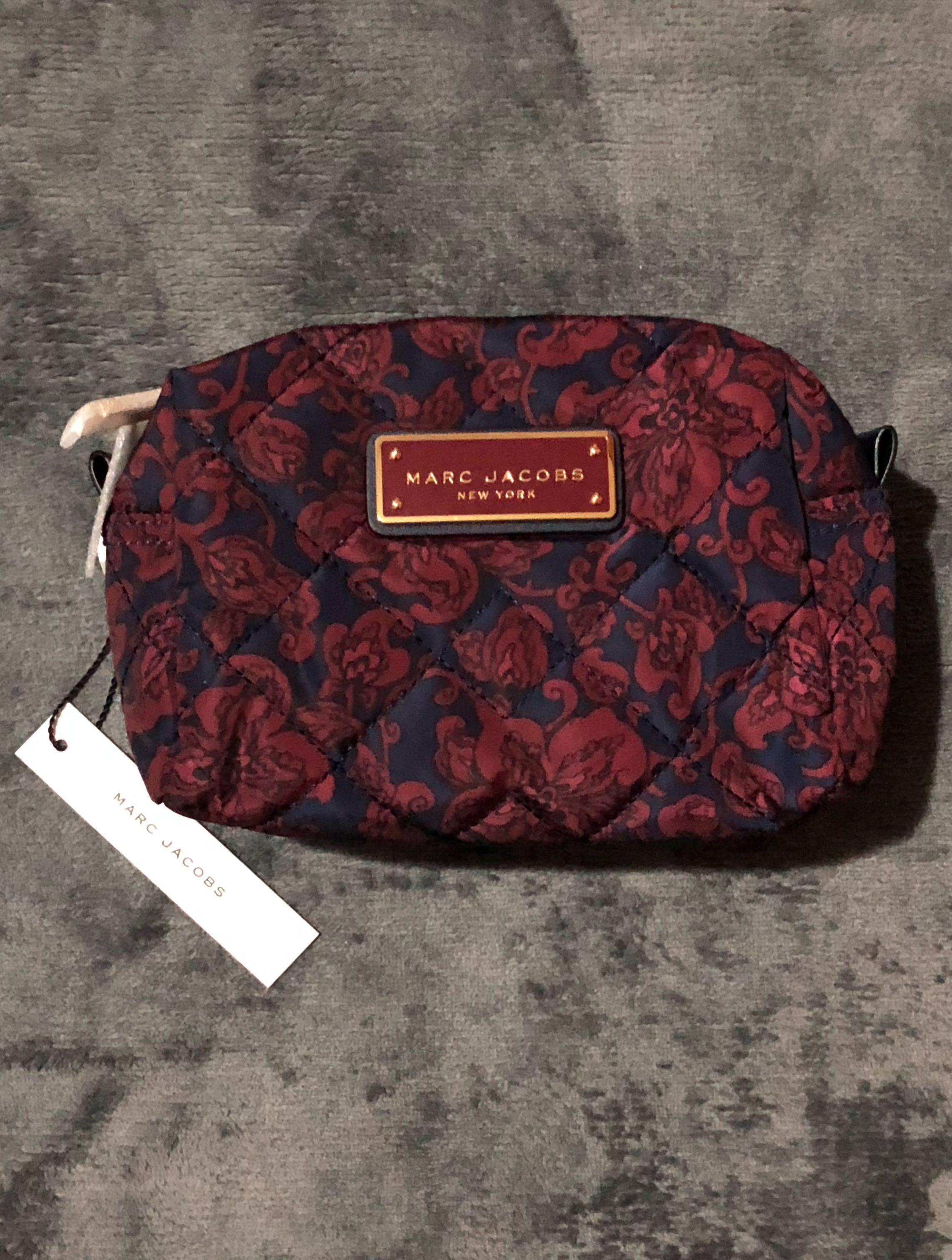 Marc jacobs cosmetic pouch shop