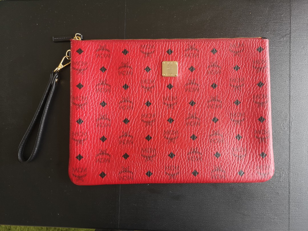 MCM Clutch Limited Red in Prestine