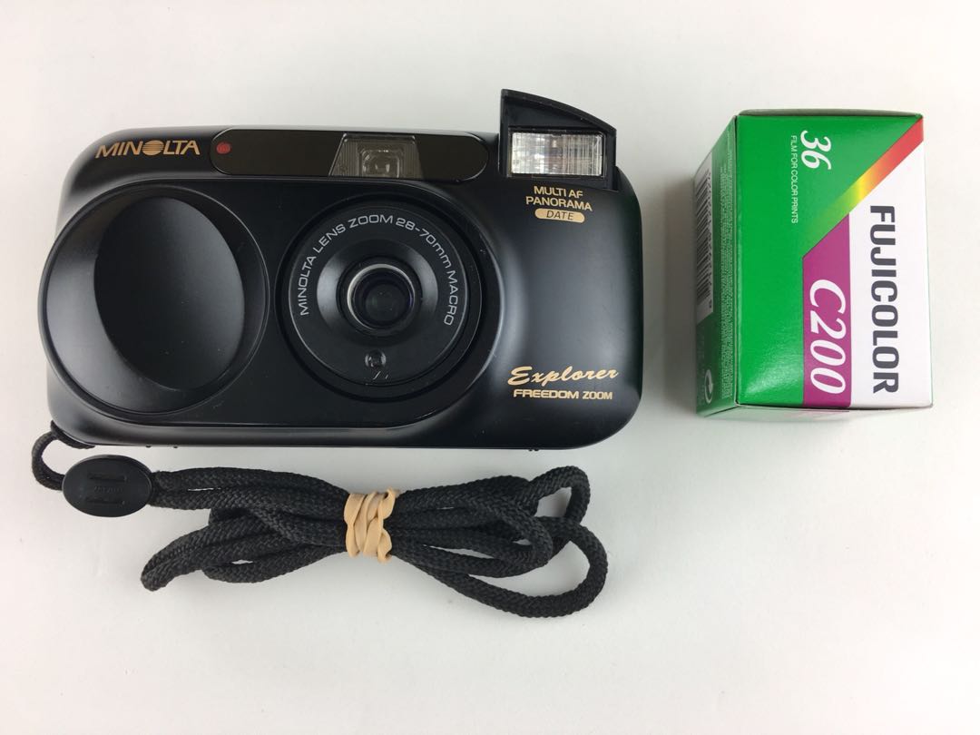 minolta freedom explorer zoom