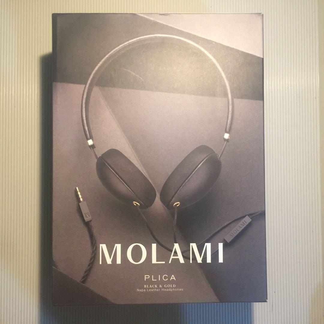 Molami Plica (Category: Headphones & Headsets) located in San Juan City. Submitted by jet_let (Listing ID 157924469, Image 1). Description: Plica is a slim on-ear headphone that exudes effortless style, without compromising audio quality. Perfect for everyday wear, Plica’s demure and streamlined design makes a subtle statement and delivers a luxe listening experience. The ear caps and headband are wrapped in soft, delicately folded Napa leather, 