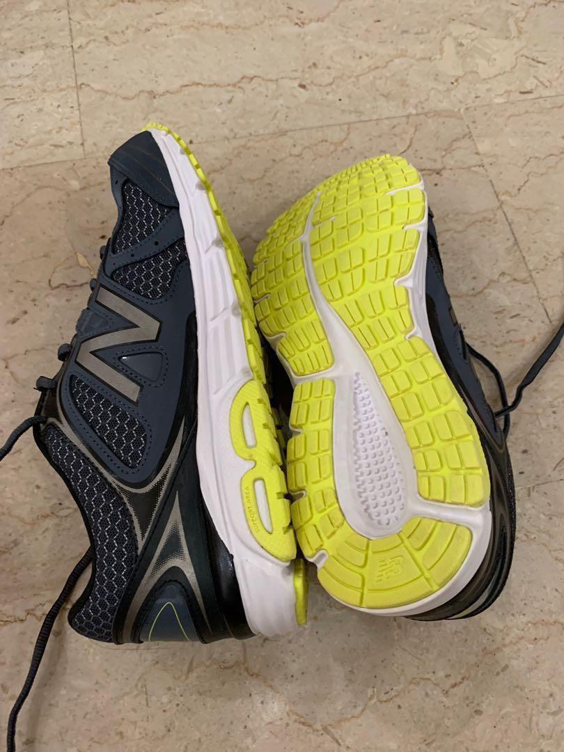 New balance 565 running shoe jogging, Women's Fashion, Footwear