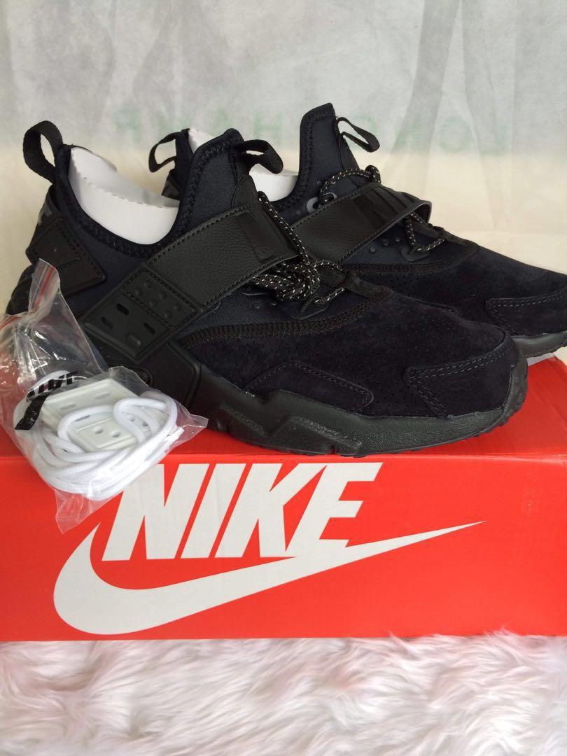 reebok huarache black