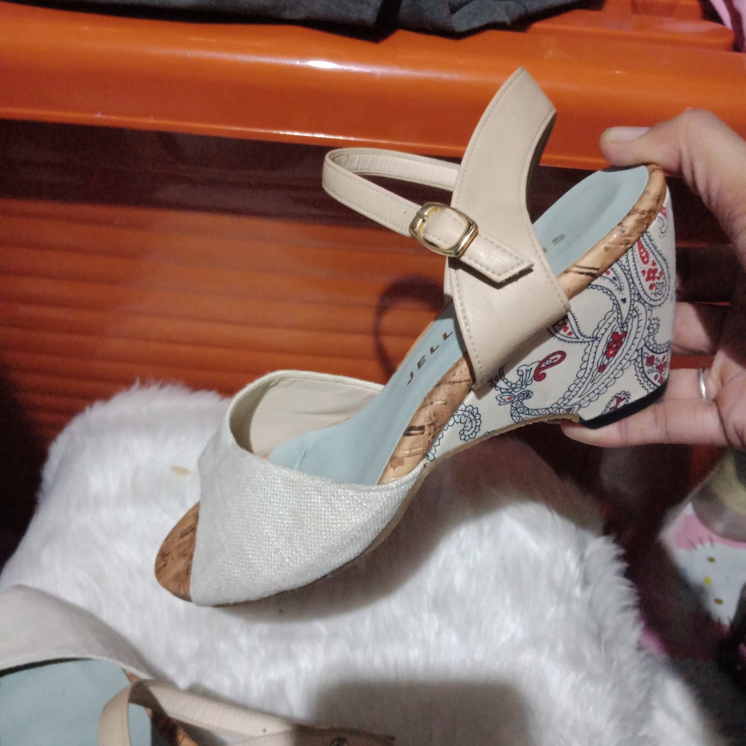 womens jelly bean sandals