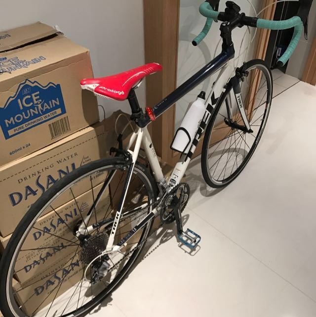 52cm trek road bike