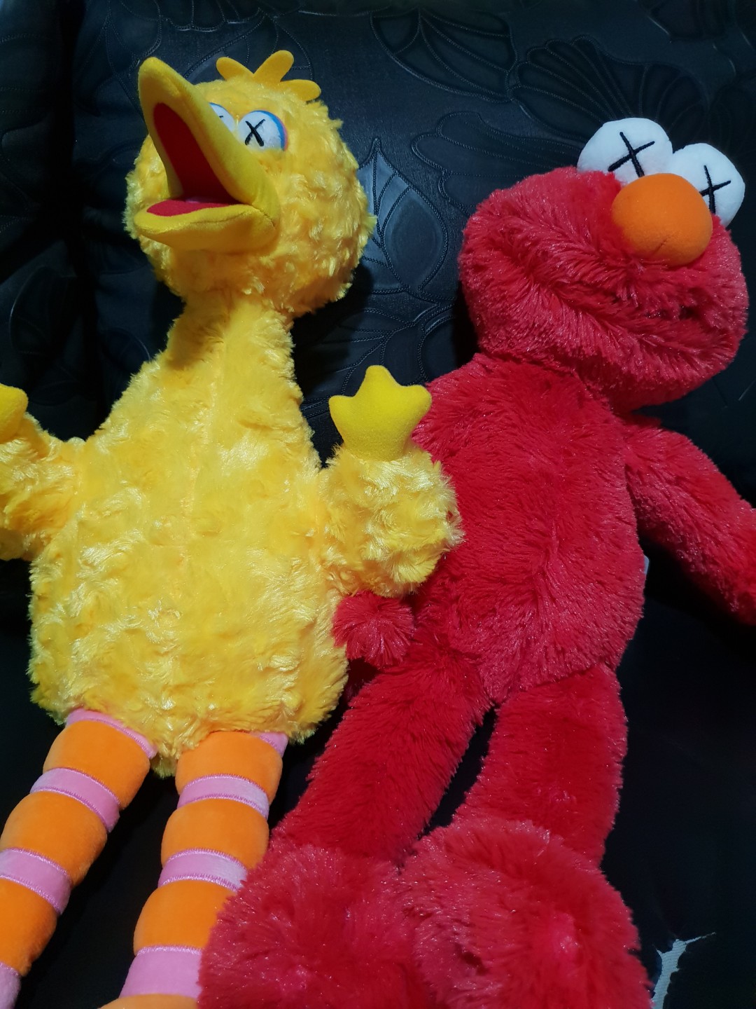 kaws toys elmo