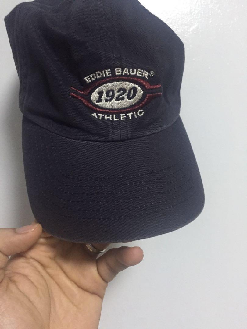 VINTAGE EDDIE BAUER CAP Men s Fashion Watches Accessories