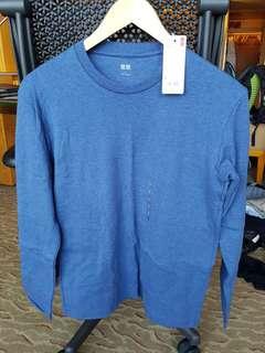 Uniqlo long sleeve tshirt S - blue