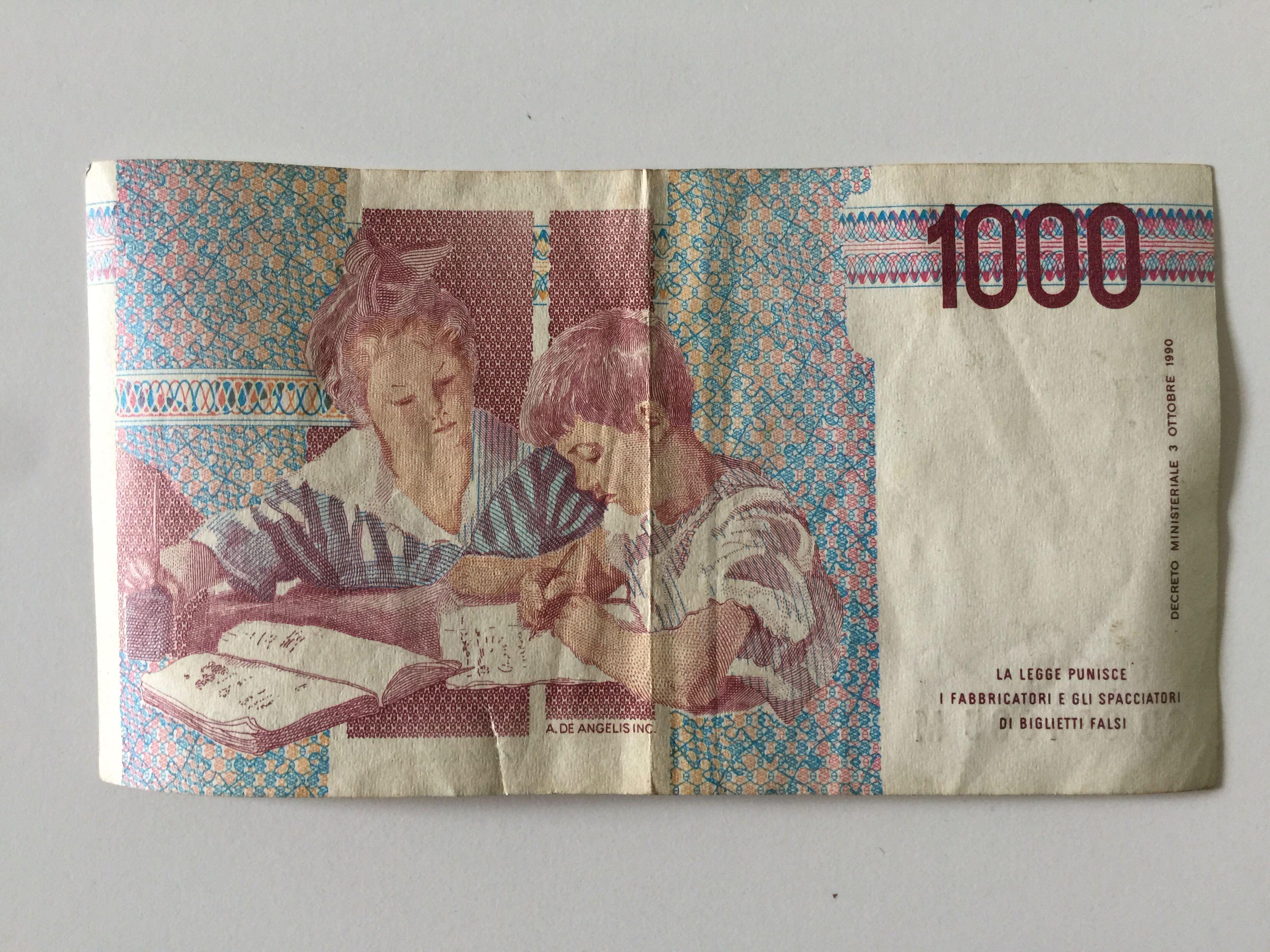 意大利里拉1000 Lire (有摺痕）, 興趣及遊戲, 收藏品及紀念品, 錢幣- Carousell