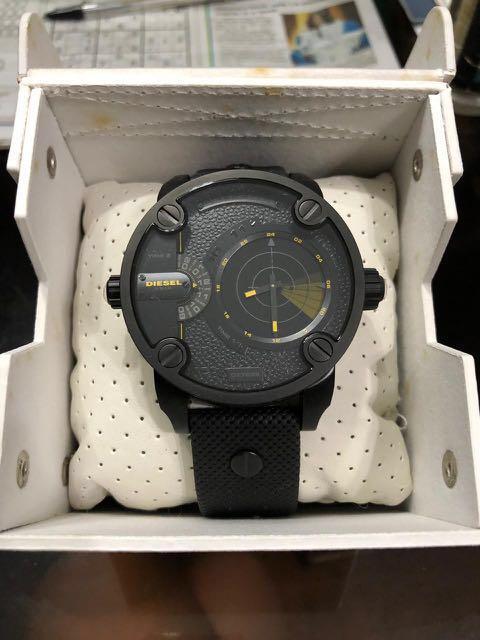 Diesel sale sonar watch