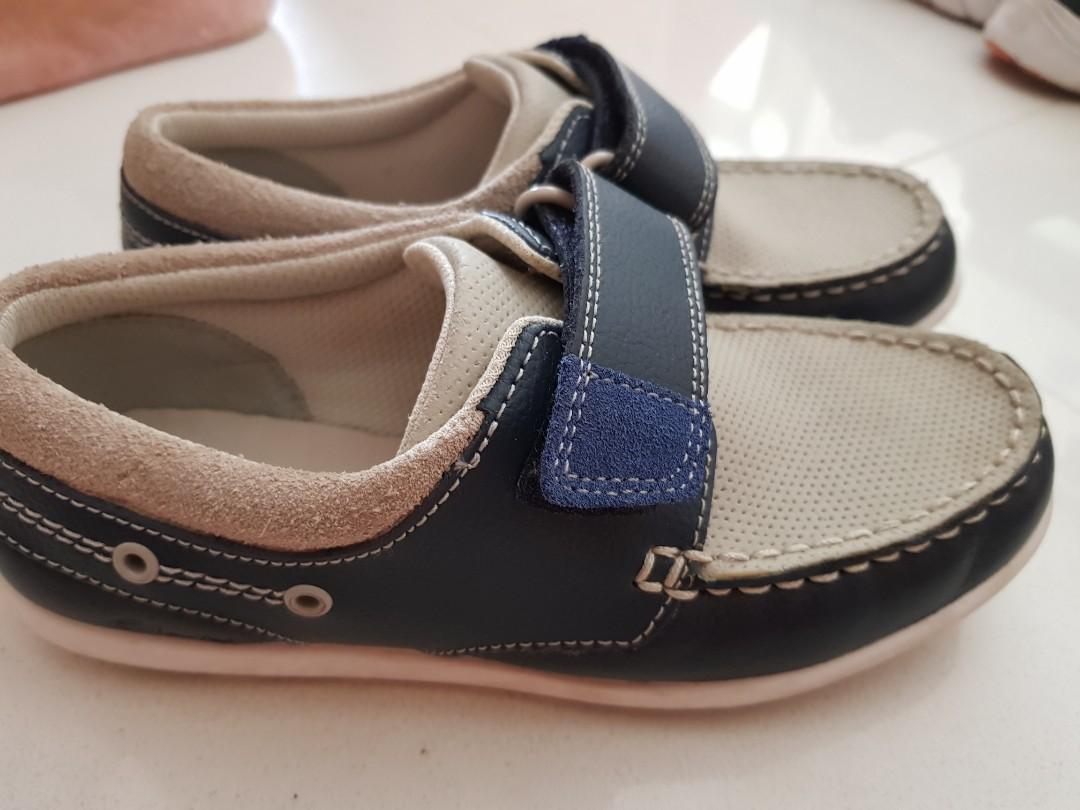 clarks boys shoes size 10