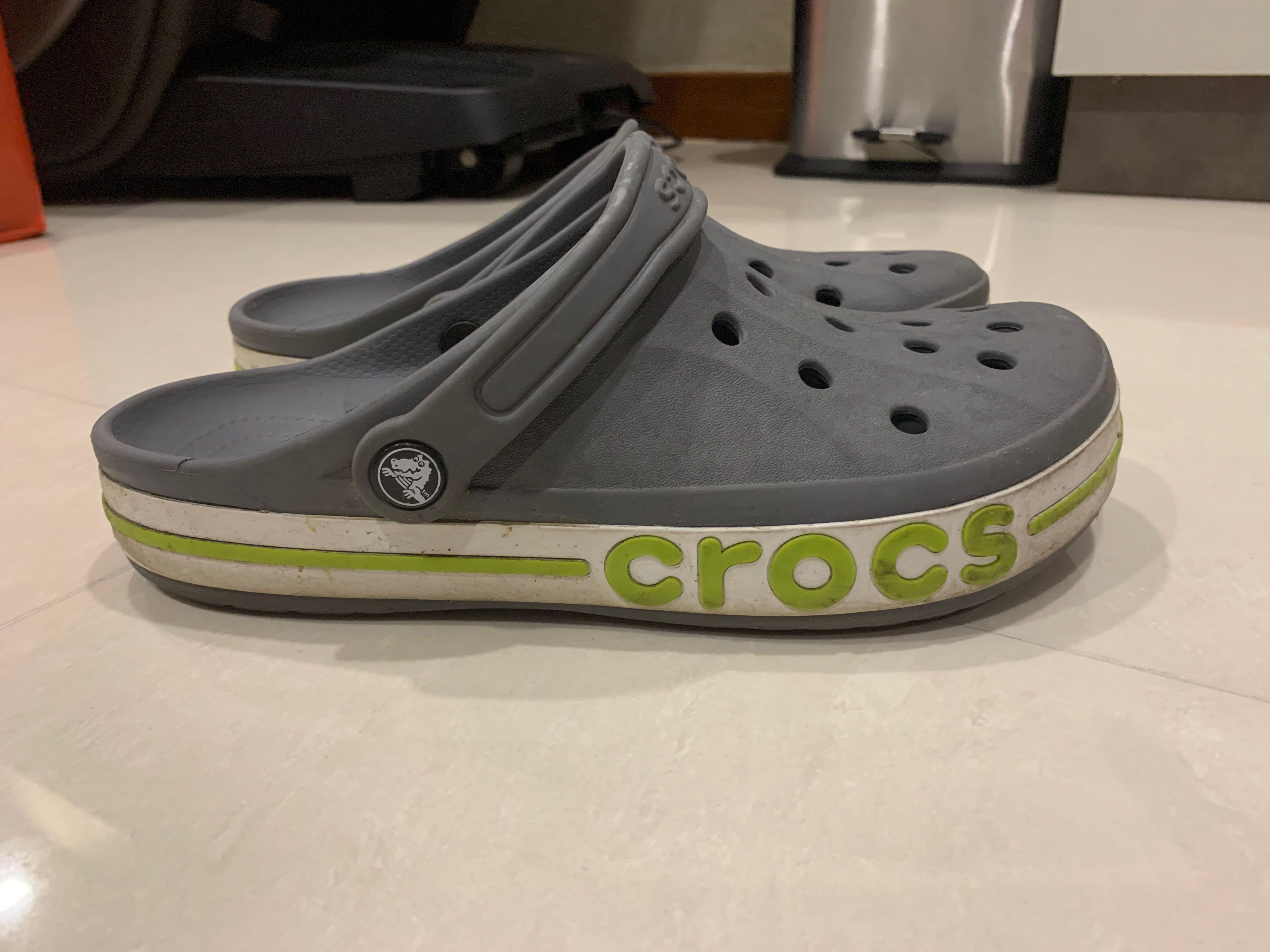 Crocs Men size M9 / W11, Men's Fashion 