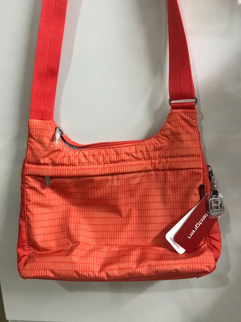 lightweight sling bag
