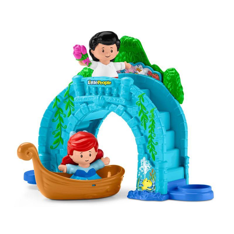 Disney Princess Ariel And Eric Boat DISNEY PRINCESS Evening Boat Ride,